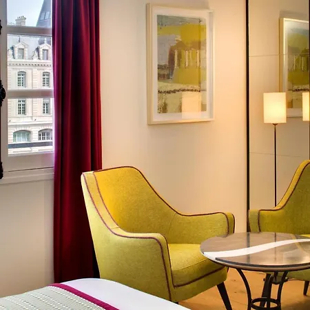 Hotel Les Rives De Notre-dame 4*