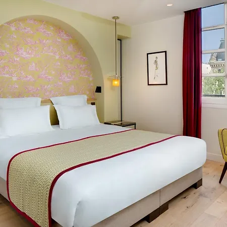 Hotel Les Rives De Notre-dame 4*