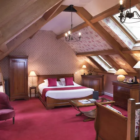 Hotel Les Rives De Notre-dame 4*