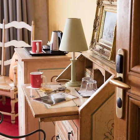 Hotel Les Rives De Notre-dame