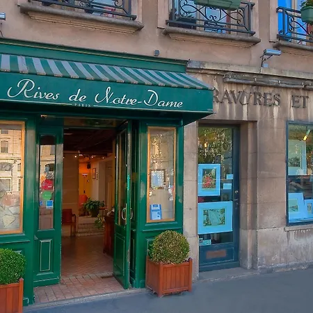 Les Rives De Notre-dame Hotel