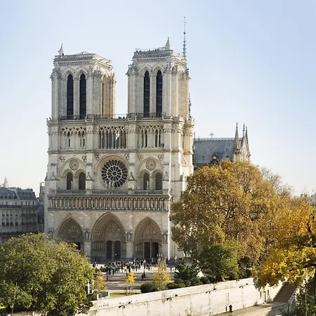 Hotel Les Rives De Notre-dame