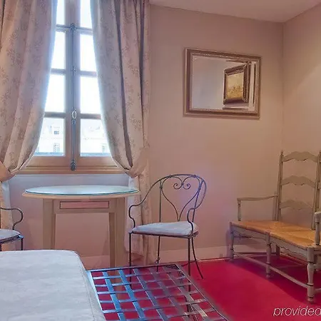 Hotel Les Rives De Notre-dame
