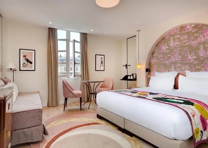 Les Rives De Notre-dame Paris