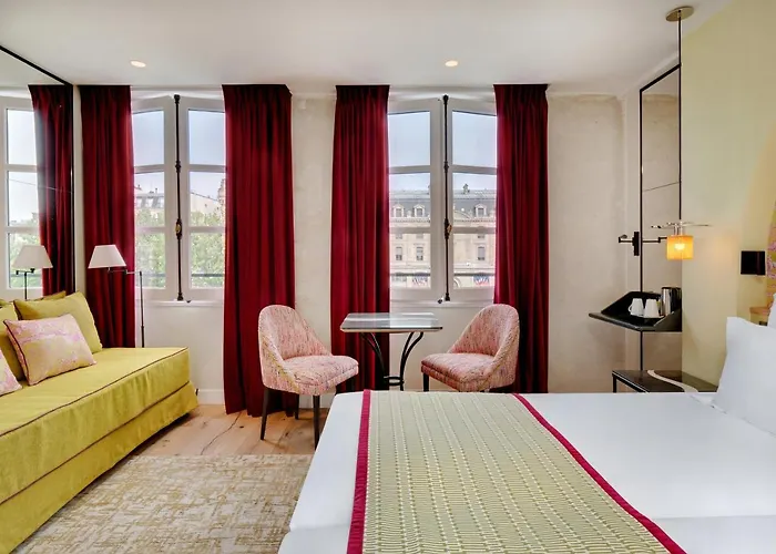 Les Rives De Notre-dame Paris