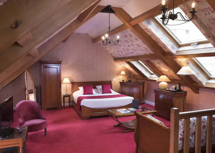 Hotel Les Rives De Notre-dame 4*