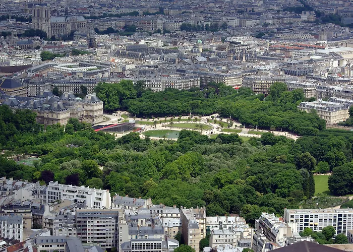 Отель Les Rives De Notre-dame Париж